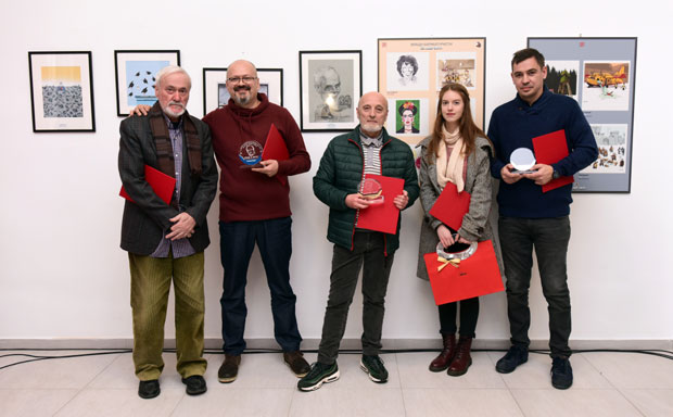 Искрене слике наше стварности